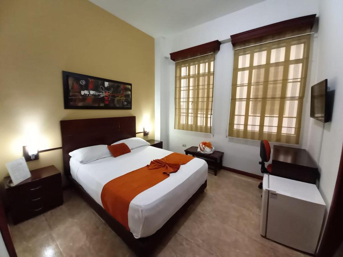 Hotel 721 Перейра Екстер'єр фото